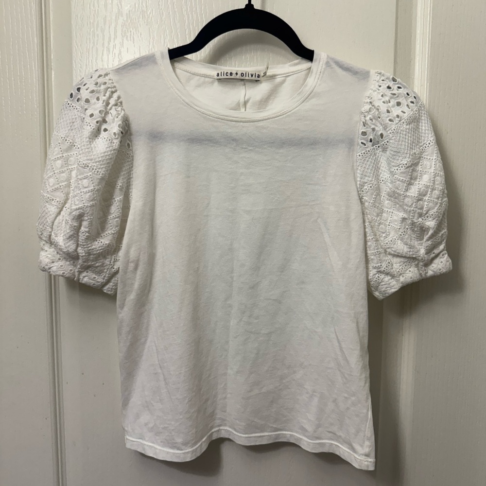 Alice + Olivia White Eyelet Puff Sleeve Tee